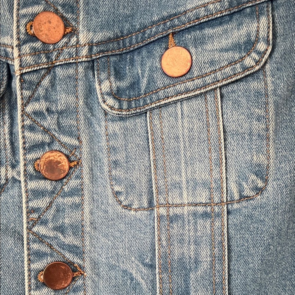 1901 Crop Denim Jacket Weekend Wash in Size S - Picture 15 of 15